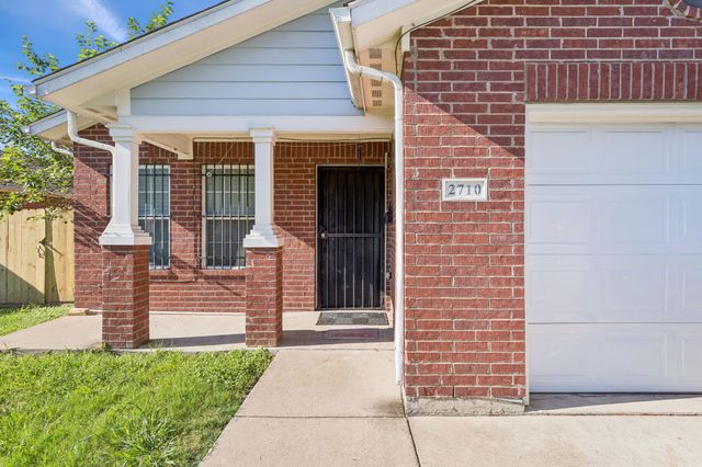 2710 Silkwood Street, Dallas, TX 75215