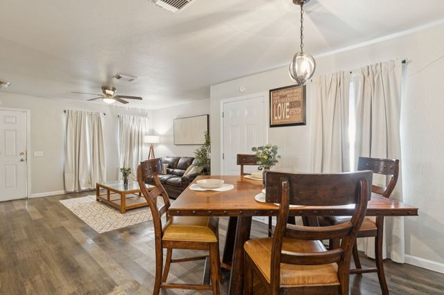 2710 Silkwood Street, Dallas, TX 75215