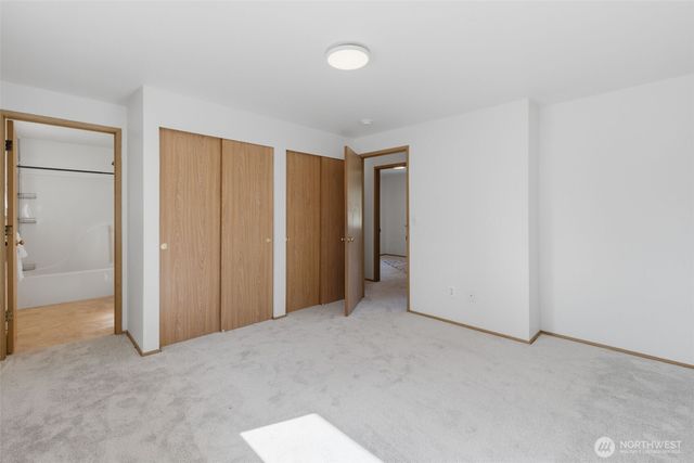 9702 159th Street Ct E, Puyallup, WA 98375