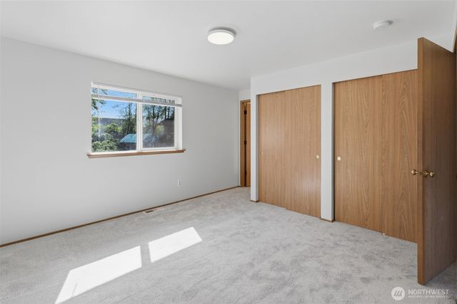 9702 159th Street Ct E, Puyallup, WA 98375