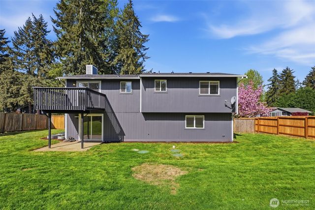 9702 159th Street Ct E, Puyallup, WA 98375