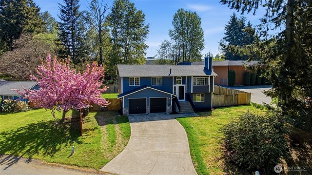 9702 159th Street Ct E, Puyallup, WA 98375