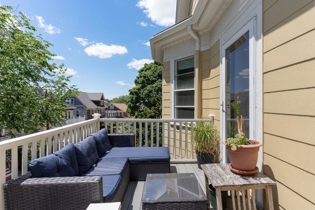 10-12 Castlerock 2, Boston, MA 02125