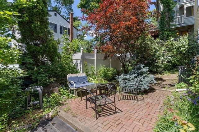 10-12 Castlerock 2, Boston, MA 02125