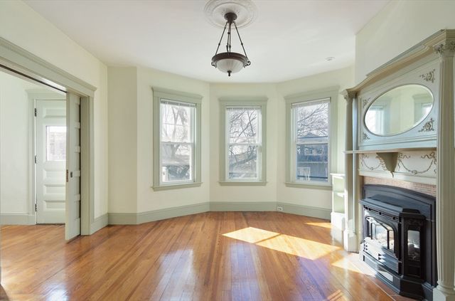 10-12 Castlerock 2, Boston, MA 02125