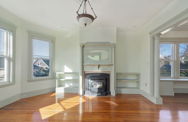 10-12 Castlerock 2, Boston, MA 02125