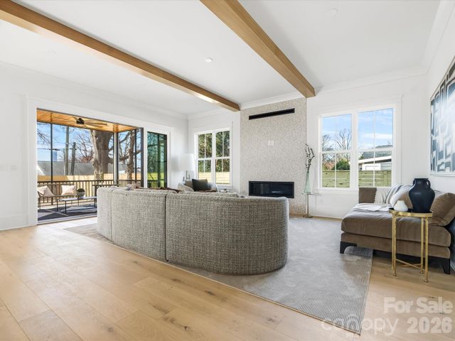 205 Sylvania Avenue, Charlotte, NC 28206