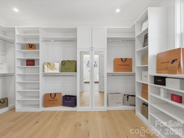 205 Sylvania Avenue, Charlotte, NC 28206