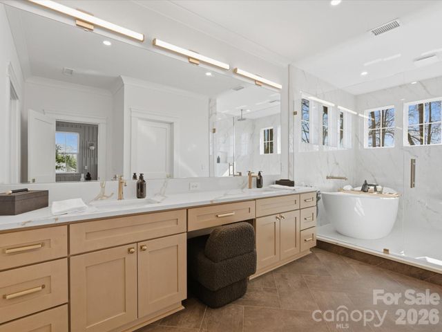 205 Sylvania Avenue, Charlotte, NC 28206