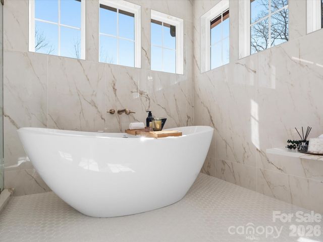 205 Sylvania Avenue, Charlotte, NC 28206