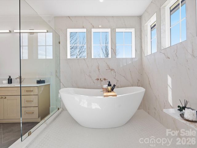 205 Sylvania Avenue, Charlotte, NC 28206