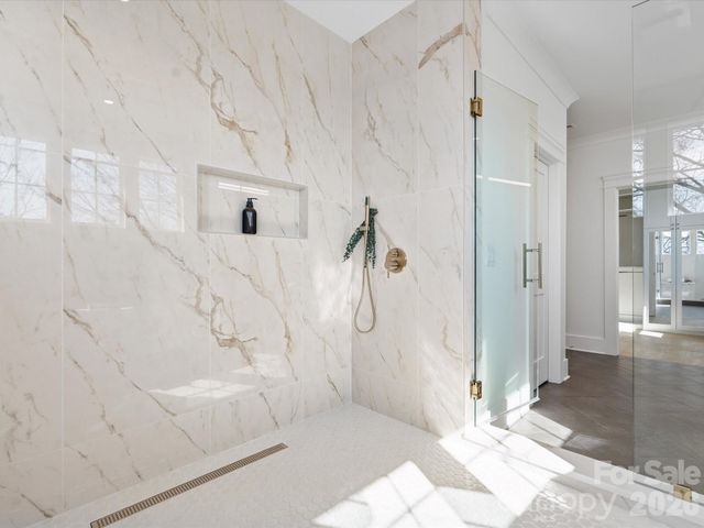 205 Sylvania Avenue, Charlotte, NC 28206