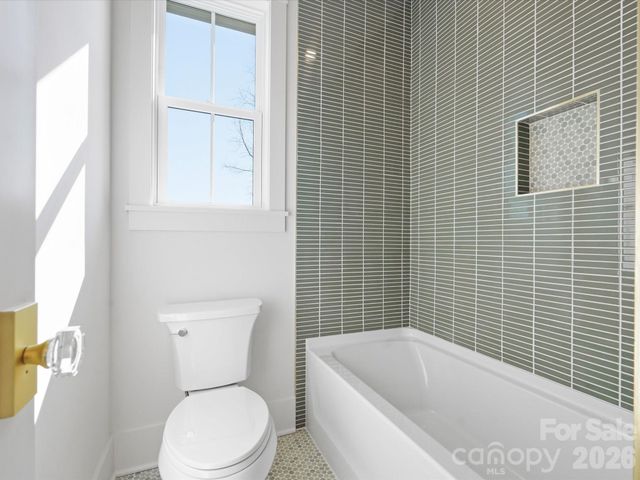 205 Sylvania Avenue, Charlotte, NC 28206