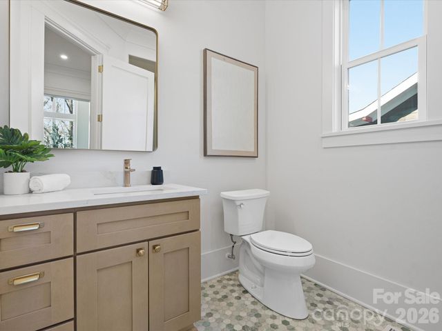 205 Sylvania Avenue, Charlotte, NC 28206