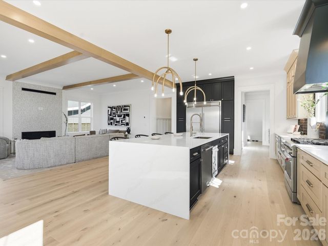 205 Sylvania Avenue, Charlotte, NC 28206