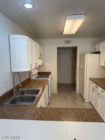 7736 Amato Avenue, Las Vegas, NV 89128