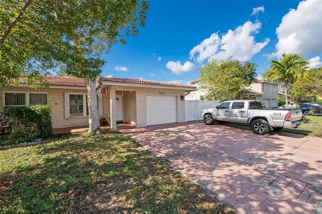 4010 CORAL SPRINGS Drive, Coral Springs, FL 33065