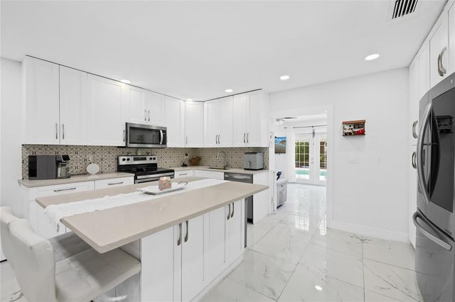 4010 CORAL SPRINGS Drive, Coral Springs, FL 33065