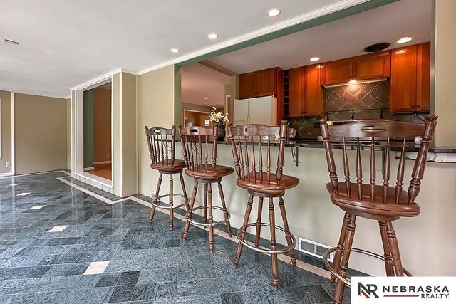 437 S 90th Street, Omaha, NE 68114