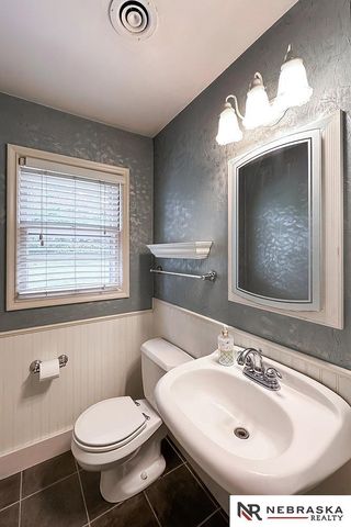 437 S 90th Street, Omaha, NE 68114