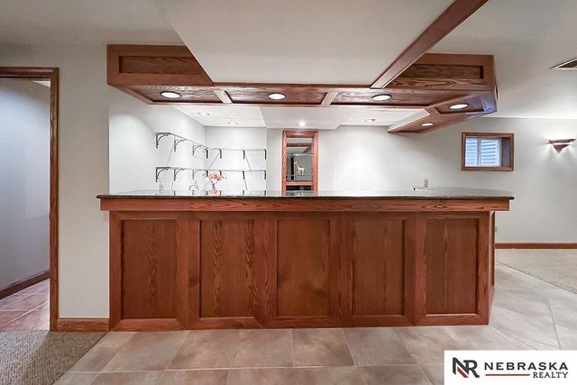 437 S 90th Street, Omaha, NE 68114