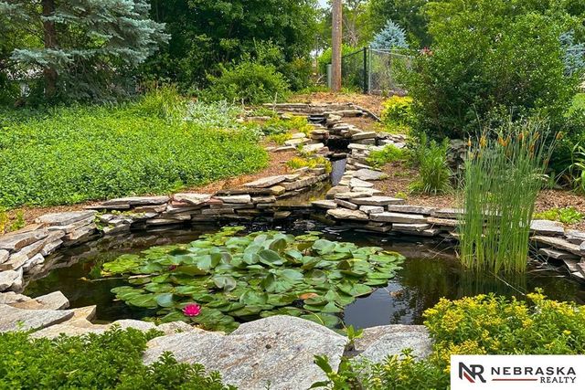 437 S 90th Street, Omaha, NE 68114