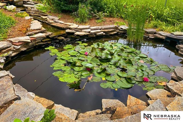 437 S 90th Street, Omaha, NE 68114