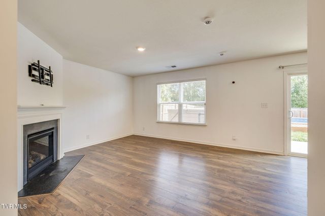 1133 Tay Station, Kingsport, TN 37660