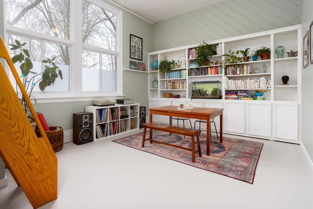 67 Union St Apt 1D, Winooski, VT 05404