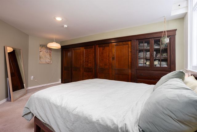 67 Union St Apt 1D, Winooski, VT 05404