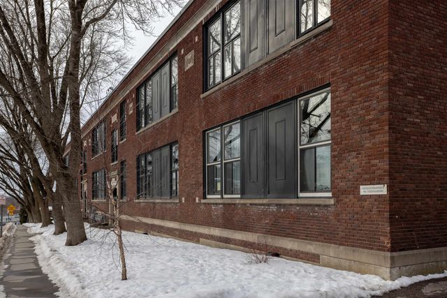 67 Union St Apt 1D, Winooski, VT 05404