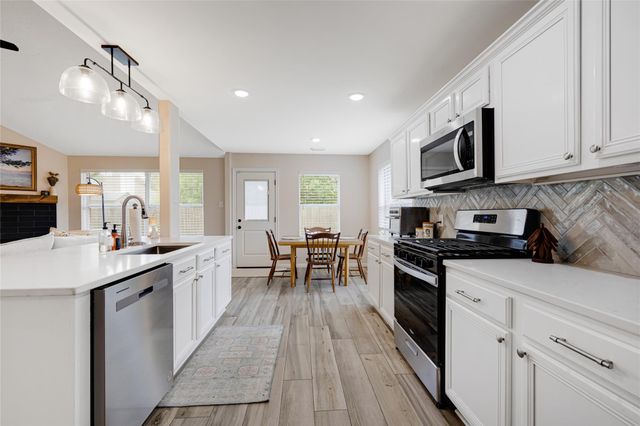 4102 Caneshaw Drive, Pearland, TX 77584