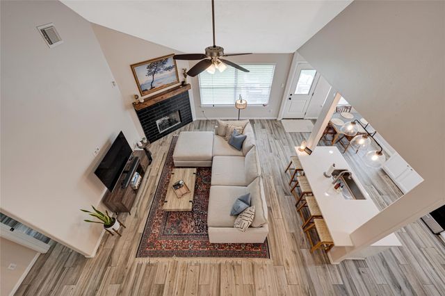 4102 Caneshaw Drive, Pearland, TX 77584