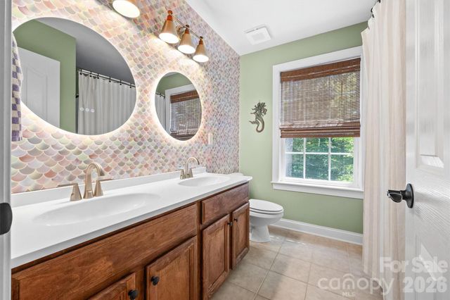 121 Isle Run Drive, Mooresville, NC 28117