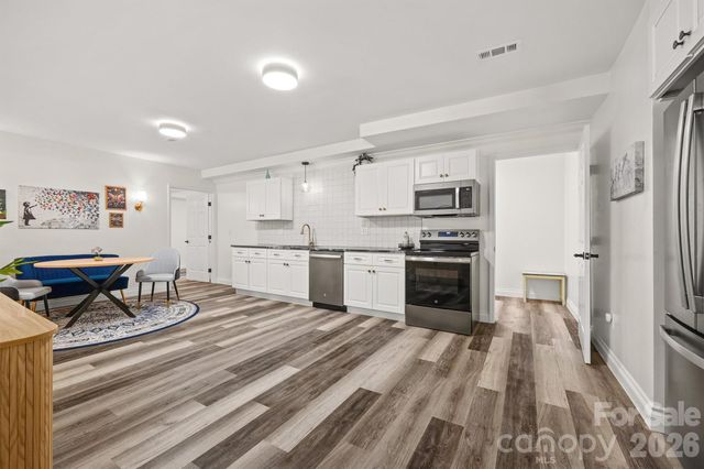 121 Isle Run Drive, Mooresville, NC 28117