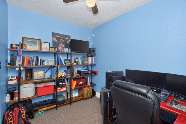 618 Loomis Avenue, Des Moines, IA 50315