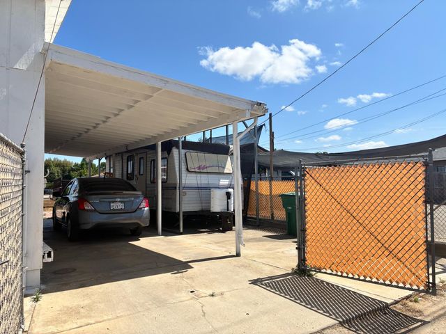 1231 C Street, Reedley, CA 93654