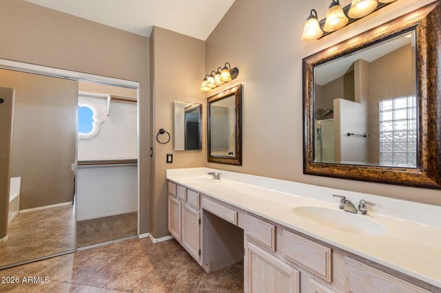 6715 W CHERRY HILLS Drive, Peoria, AZ 85345