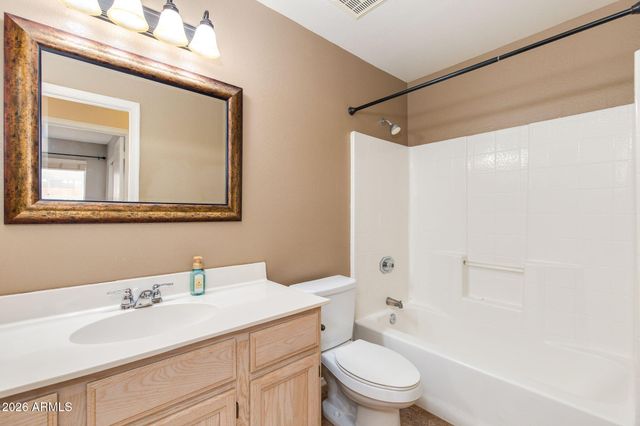 6715 W CHERRY HILLS Drive, Peoria, AZ 85345