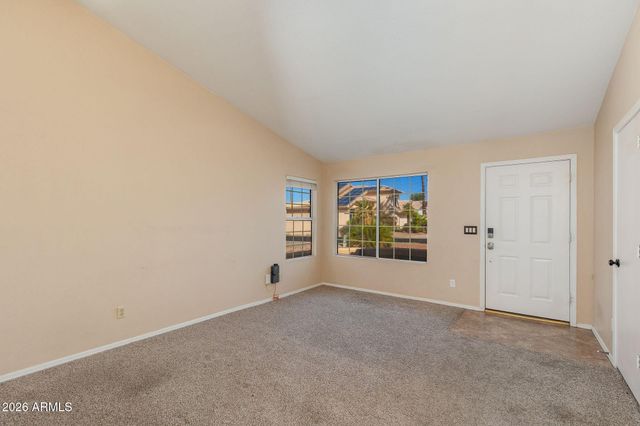 6715 W CHERRY HILLS Drive, Peoria, AZ 85345