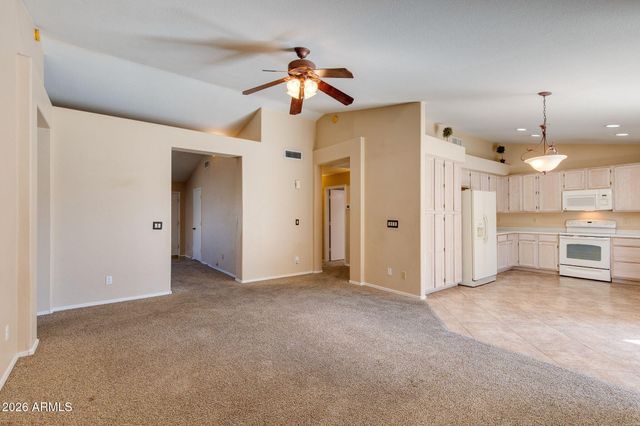 6715 W CHERRY HILLS Drive, Peoria, AZ 85345