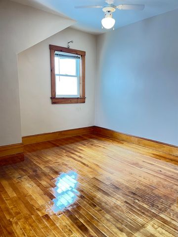 405 Main Street, Derby, VT 05829