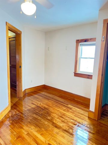 405 Main Street, Derby, VT 05829