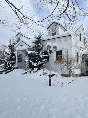 405 Main Street, Derby, VT 05829