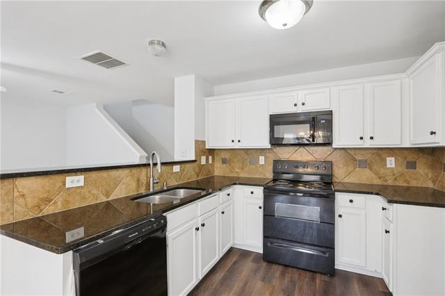 442 Colonial Walk, Woodstock, GA 30189