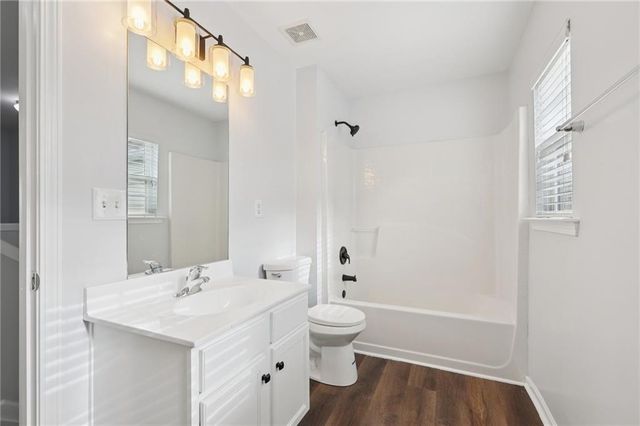 442 Colonial Walk, Woodstock, GA 30189