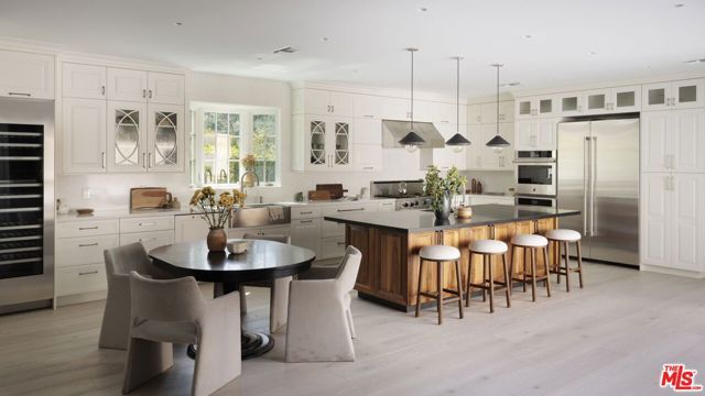 632 S Arden Boulevard, Los Angeles, CA 90005