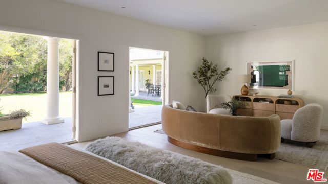 632 S Arden Boulevard, Los Angeles, CA 90005
