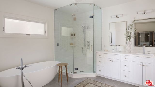 632 S Arden Boulevard, Los Angeles, CA 90005