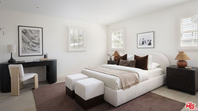 632 S Arden Boulevard, Los Angeles, CA 90005